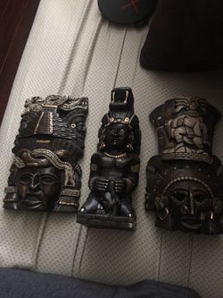 Mayan figures