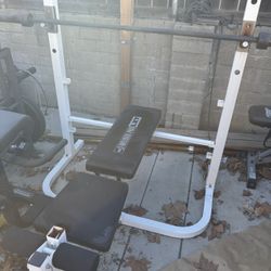 Bench Press +140lbs Of Weights