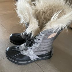 Sorel Boots Size 3