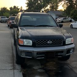 1999 Nissan Pathfinder