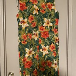 Vintage  Beautiful Hawaiian Dress 