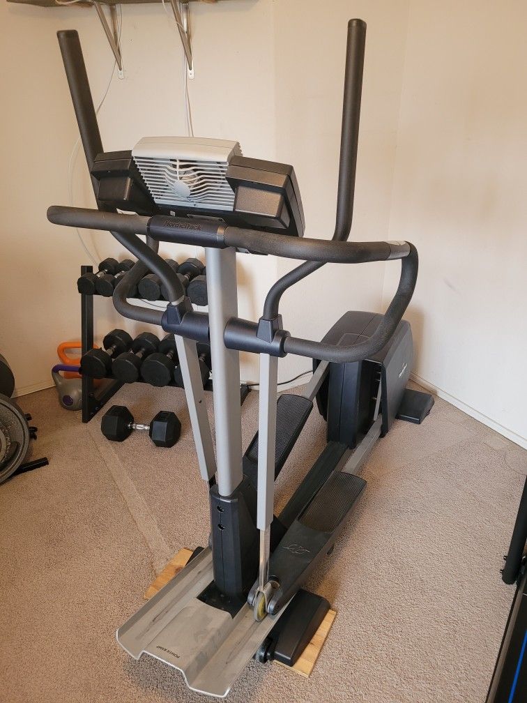 NordicTrack Elyptical Trainer