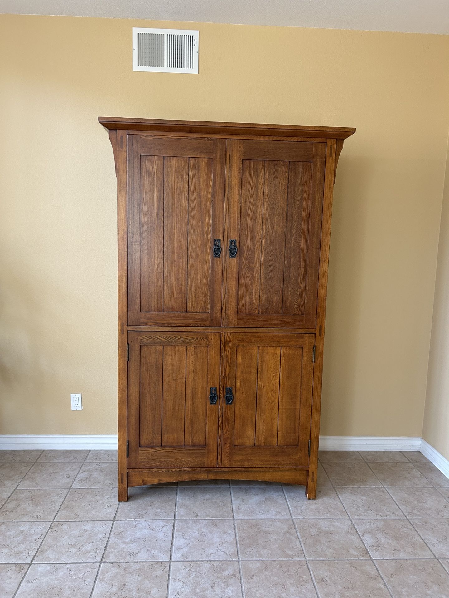 Armoir Storage Cabinet