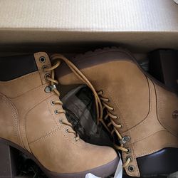 timb boots size 6