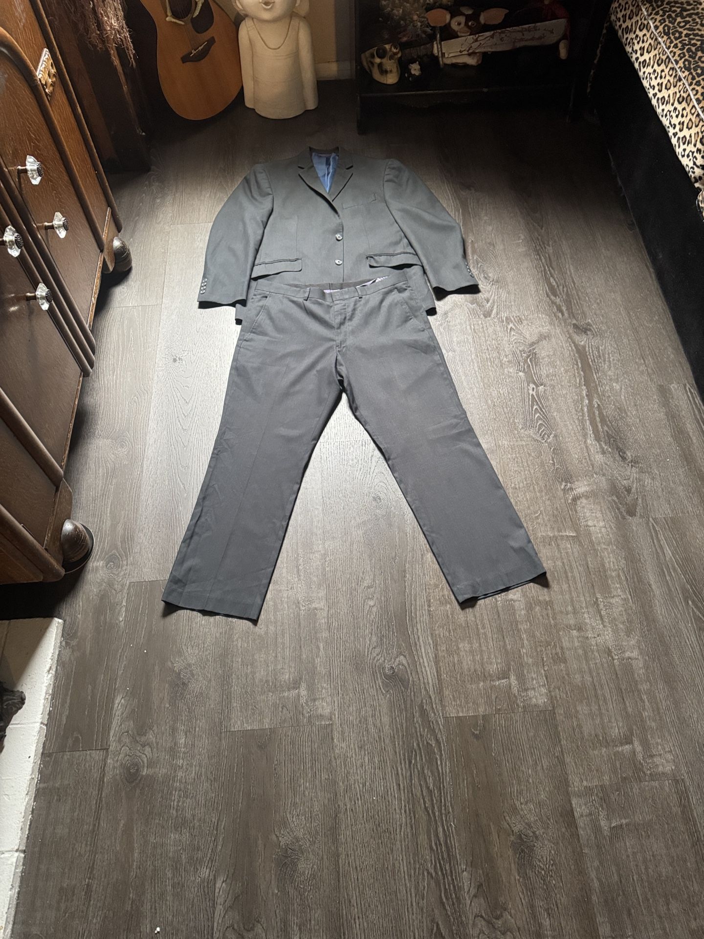 Billy London Men’s Suit