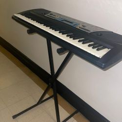 61-key keyboard with built-in speakers Yamaha PSR-213 keyboard PLUS IRON STAND drum kit piano stereo sample colite ots 61 chisvi electric or battery o