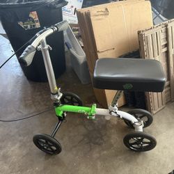 Knee scooter Mobility device