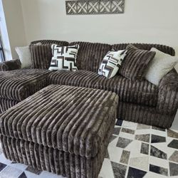 Midnight-Madness Chocolate 2-Piece LAF Sectional