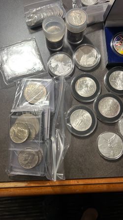 Mixed Silver Coin Lot Collection Libertad eagles
