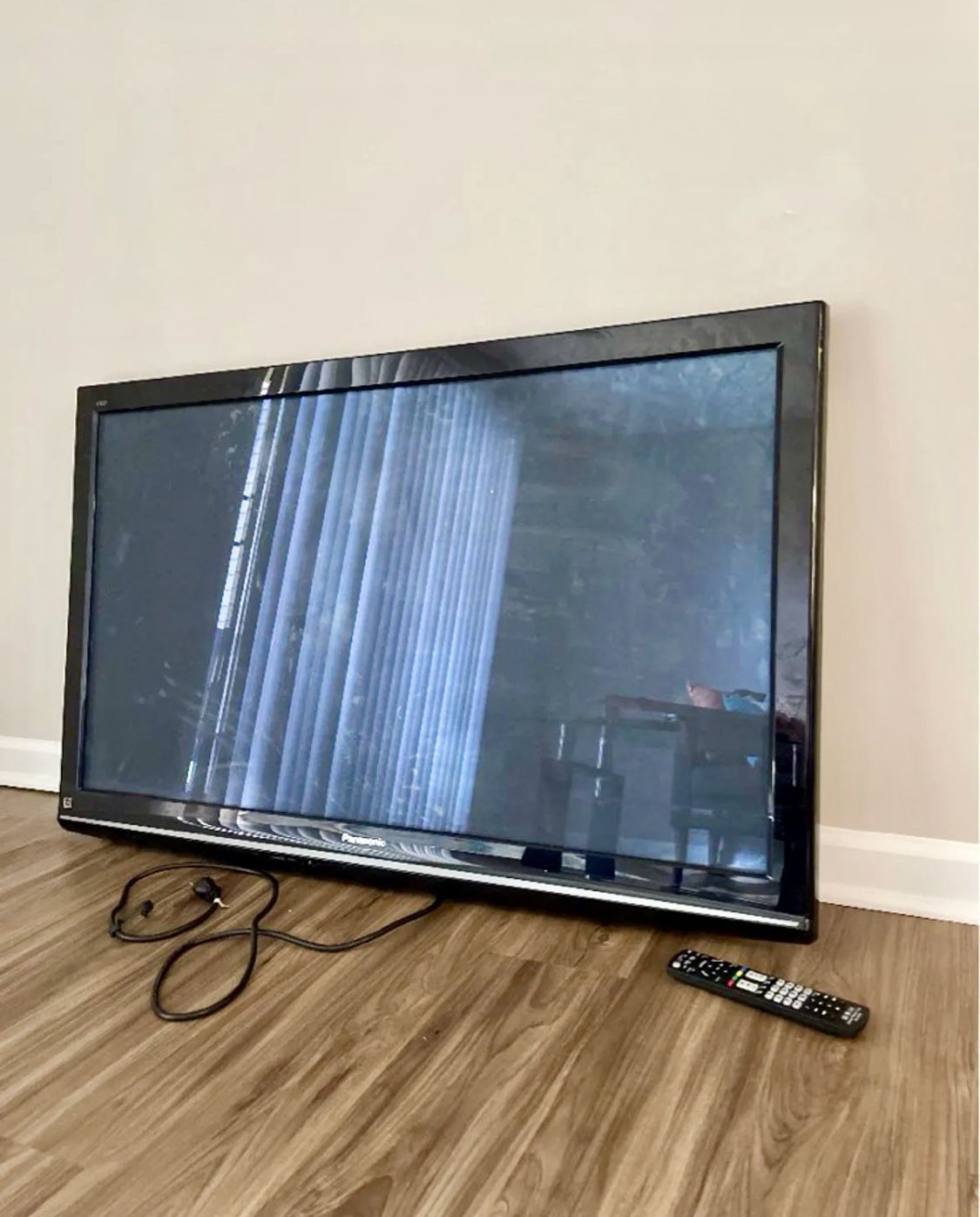 Panasonic high definition plasma TV TH - 50PZ80U 50"