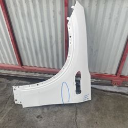 2022-2025 Mercedes Benz EQE SUV Left Fender 