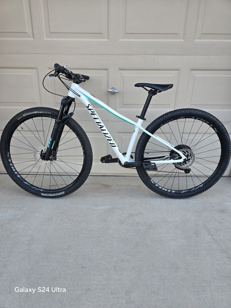 SPECIALIZED ROCKHOPPER PRO MOUNTAIN BIKE, 29ER, 1X11, MANITOU AIR SHOCK (XSMALL FRAME)