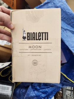 Bialetti Moon Moka Coffee Maker – 235 ml – $25
