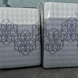 🔵full Size Pillow Top Mattress 12" Thick