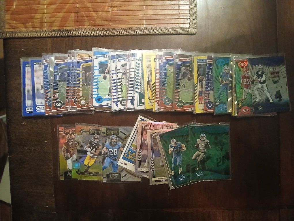Football Bases Holos & Bases Parallels Cards
