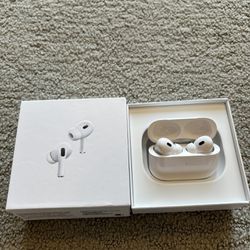 *Brand New AirPods Pro 2nd Generation With MagSafe Wireless Charging Case -white