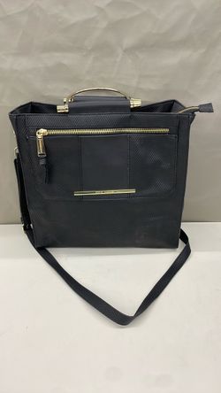 Steve Madden purse. Item No 885 (Shopgoodwill)