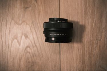 Sony E-Mount PZ 16-50mm 3.5-5.6 OSS II lens