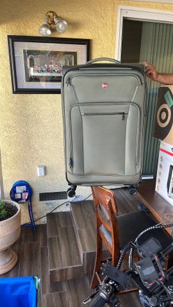 Brand new Suit case