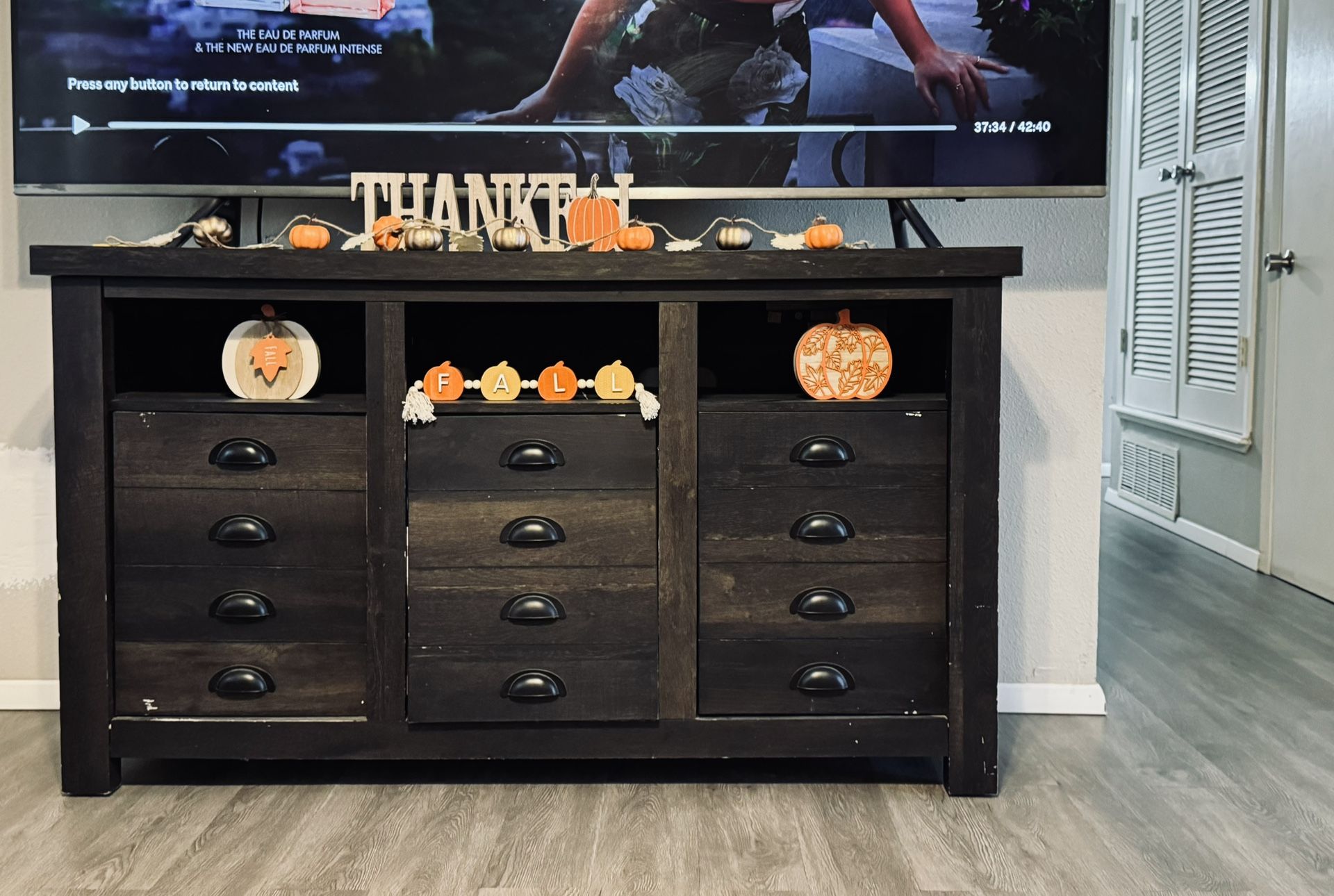 60 inch TV Stand for Sale in El Paso, TX OfferUp