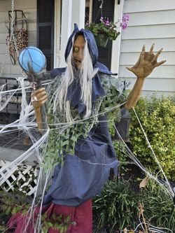 6 Ft Halloween Animatronic Witch