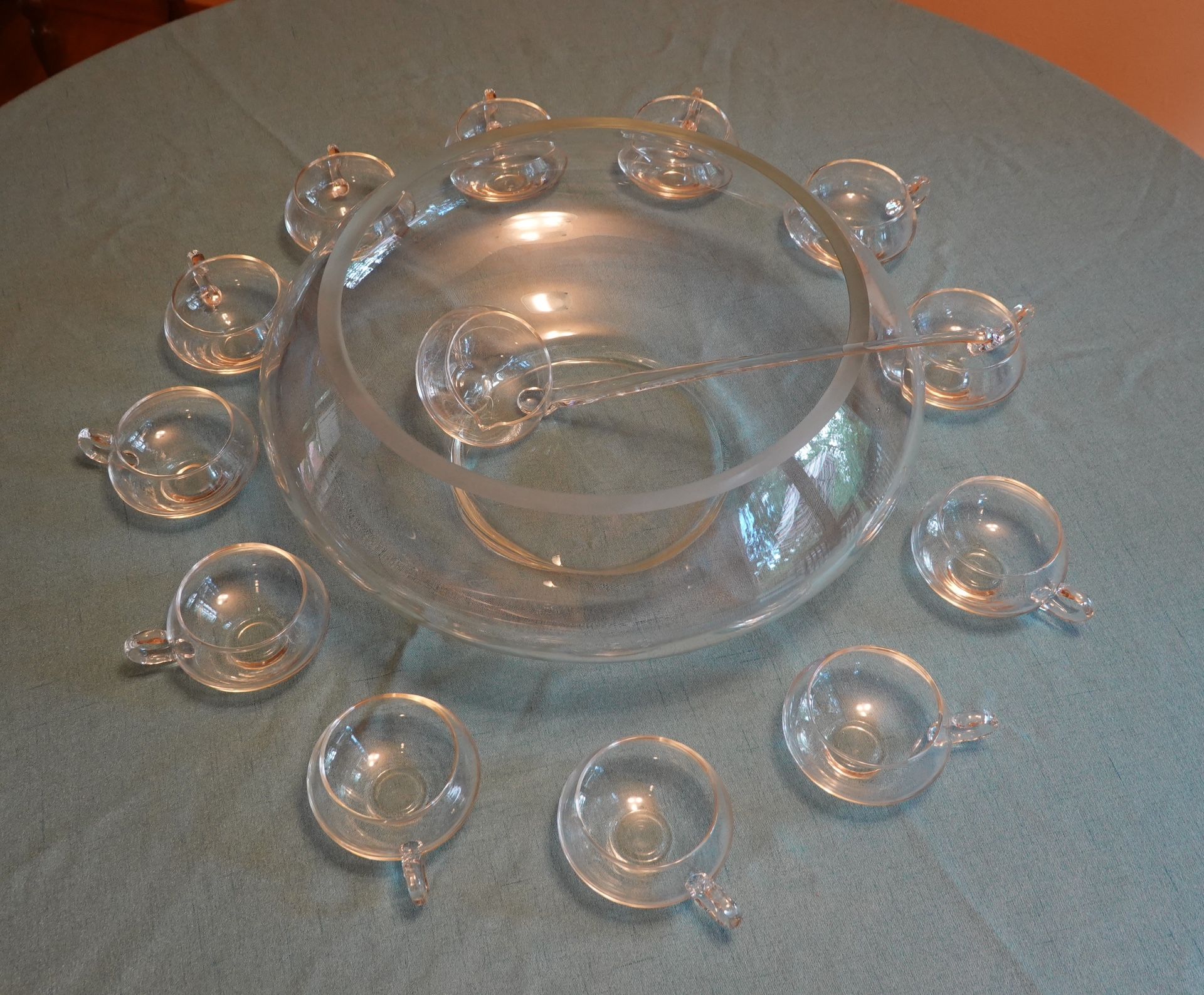 Vintage mid-century 14 Piece Punch Bowl Set