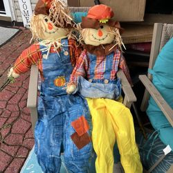 Mr & Mrs Scarecrow 