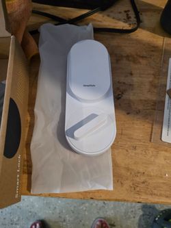 Brand new simplisafe white smart door lock
