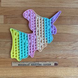 Giant unicorn Popper