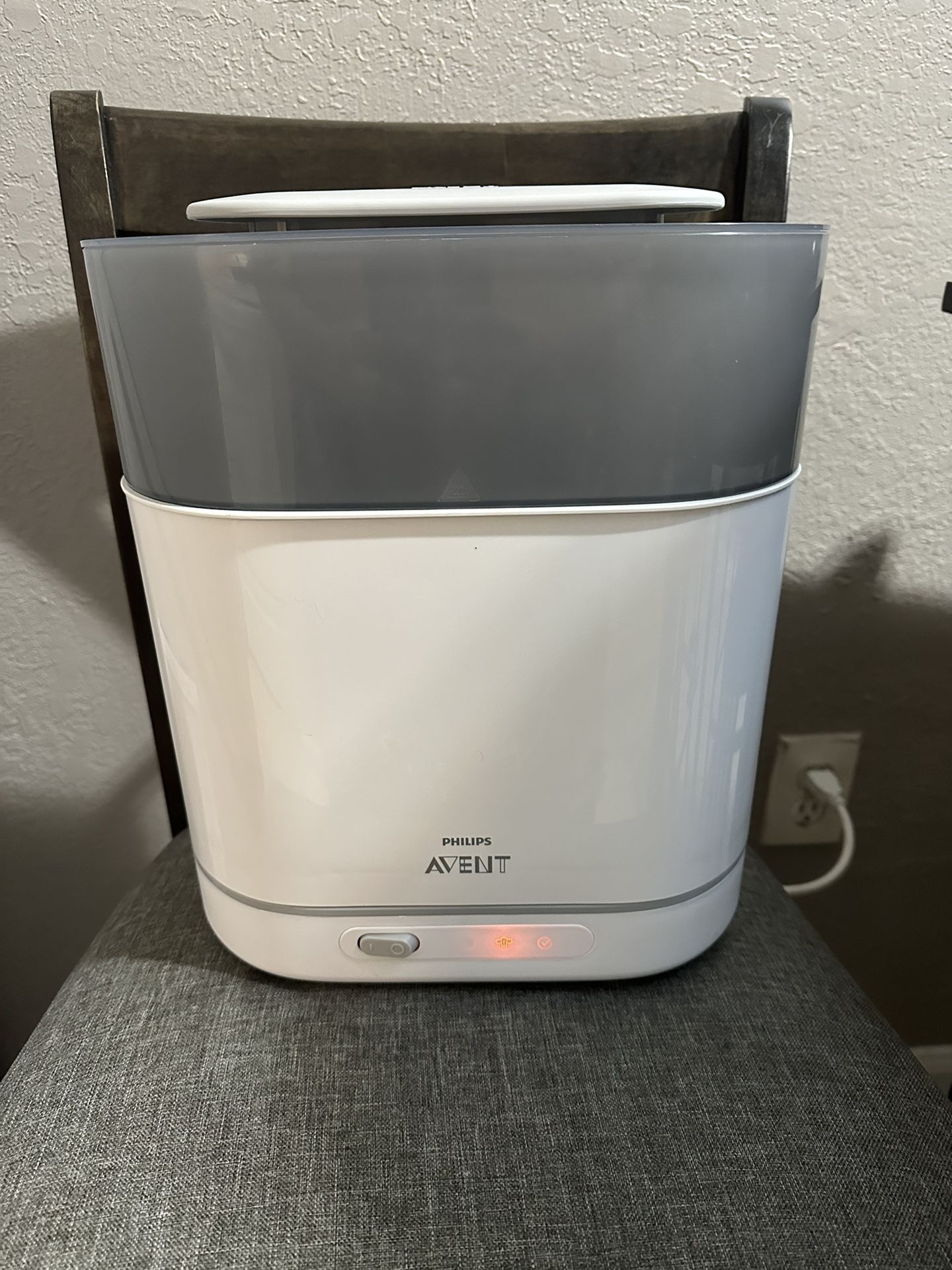 Philips Avent in Electric Steam Sterilizer