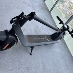 Scooter KQi2