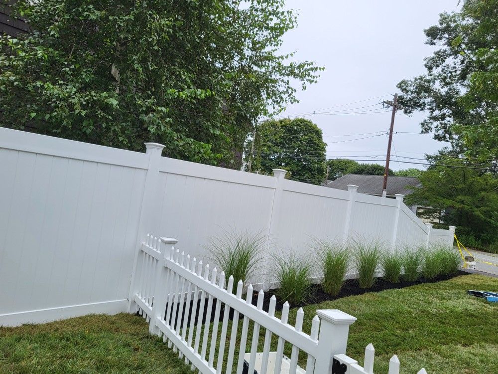 Vinyl Fence Installation