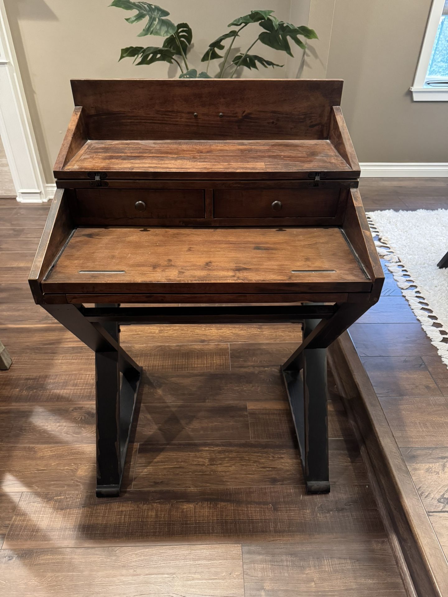 Small Secretary Desk