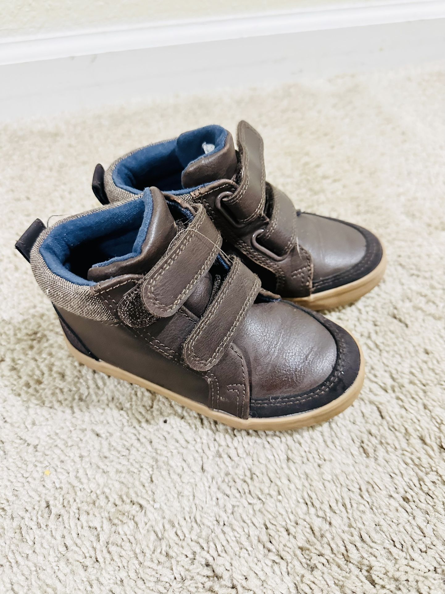 Cat & Jack Kids’ Boots, Size 8