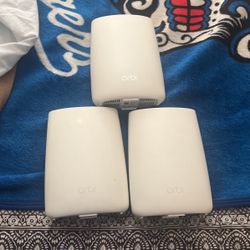 Orby Wi-Fi Extender