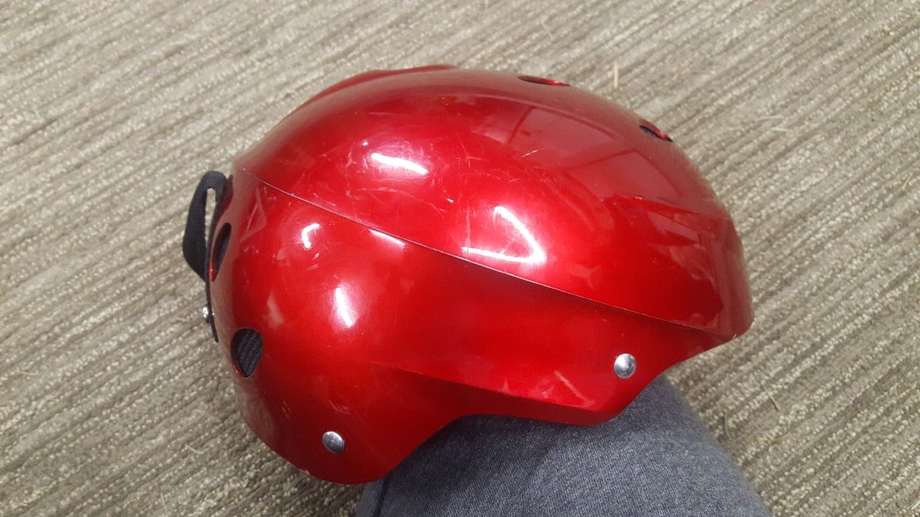 L Snow/Extreme Sports Helmet