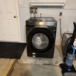 Samsung washer and gas dryer set 1 year old