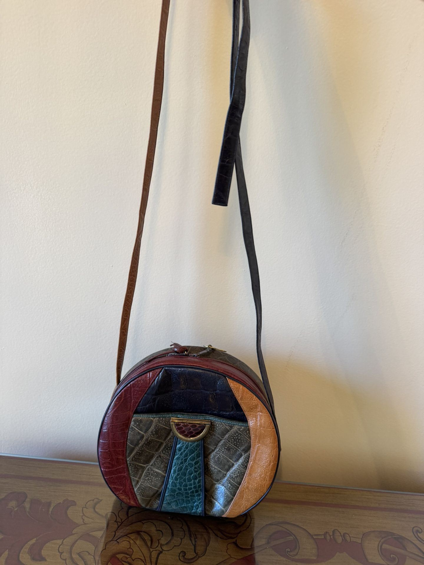 DRAMATIC PRICE DROP: VINTAGE (80s) NEVER USED PREMIUM TEXTURED LEATHER/EXOTIC SKINS/LEATHER-LINED CROSSBODY By SHARIF DESIGNS LTD.