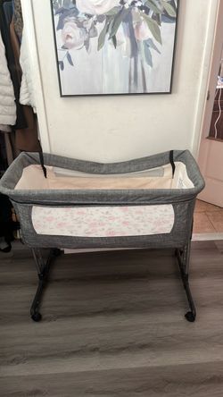 portable baby bassinet and bedside crib