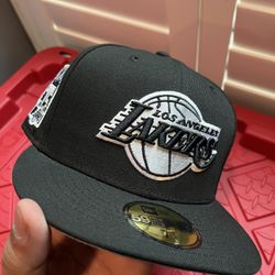 Brand New Black Los Angeles Lakers New Era Fitted 7 1/4 75th Anniversary Patch