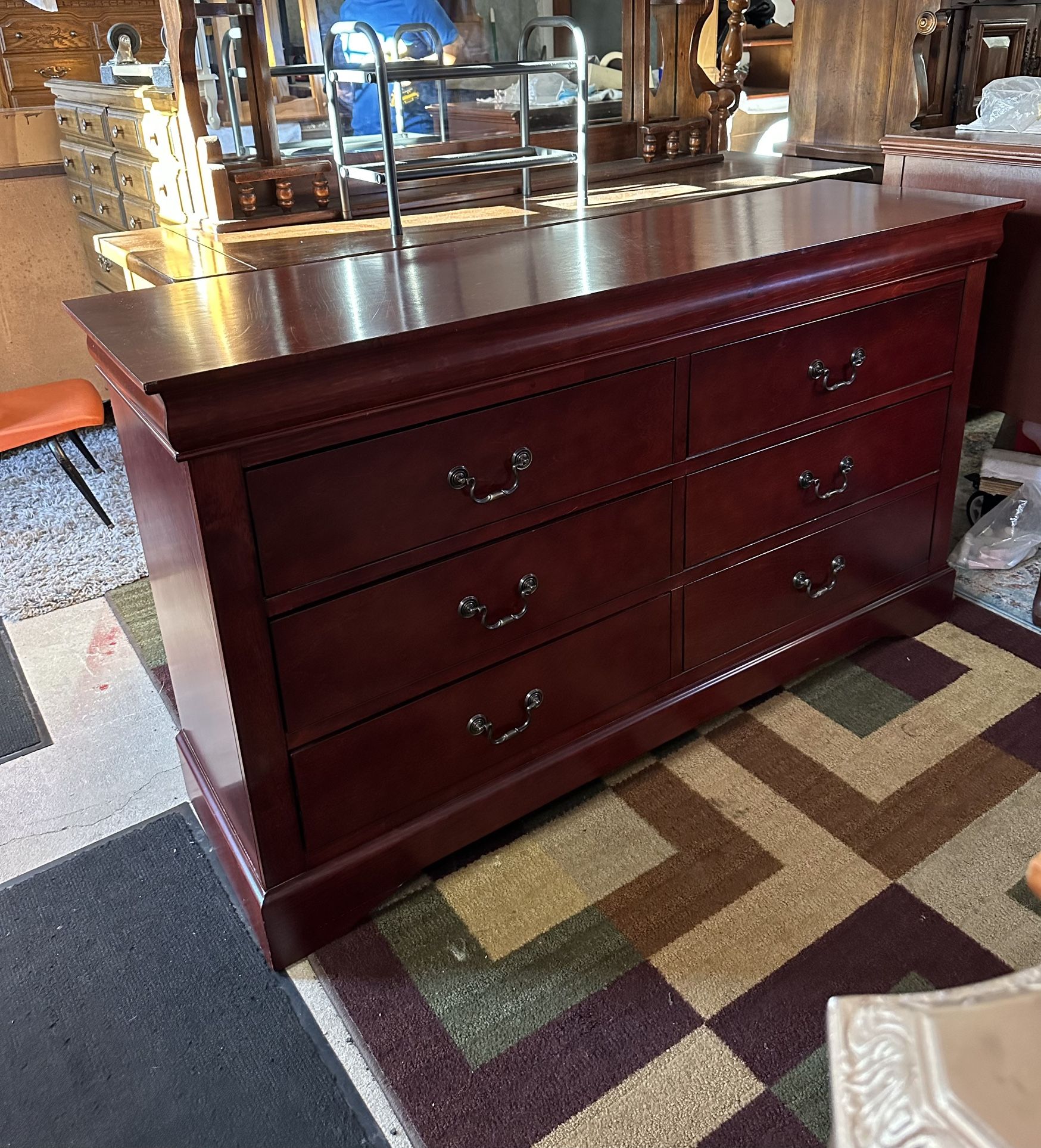 Dresser