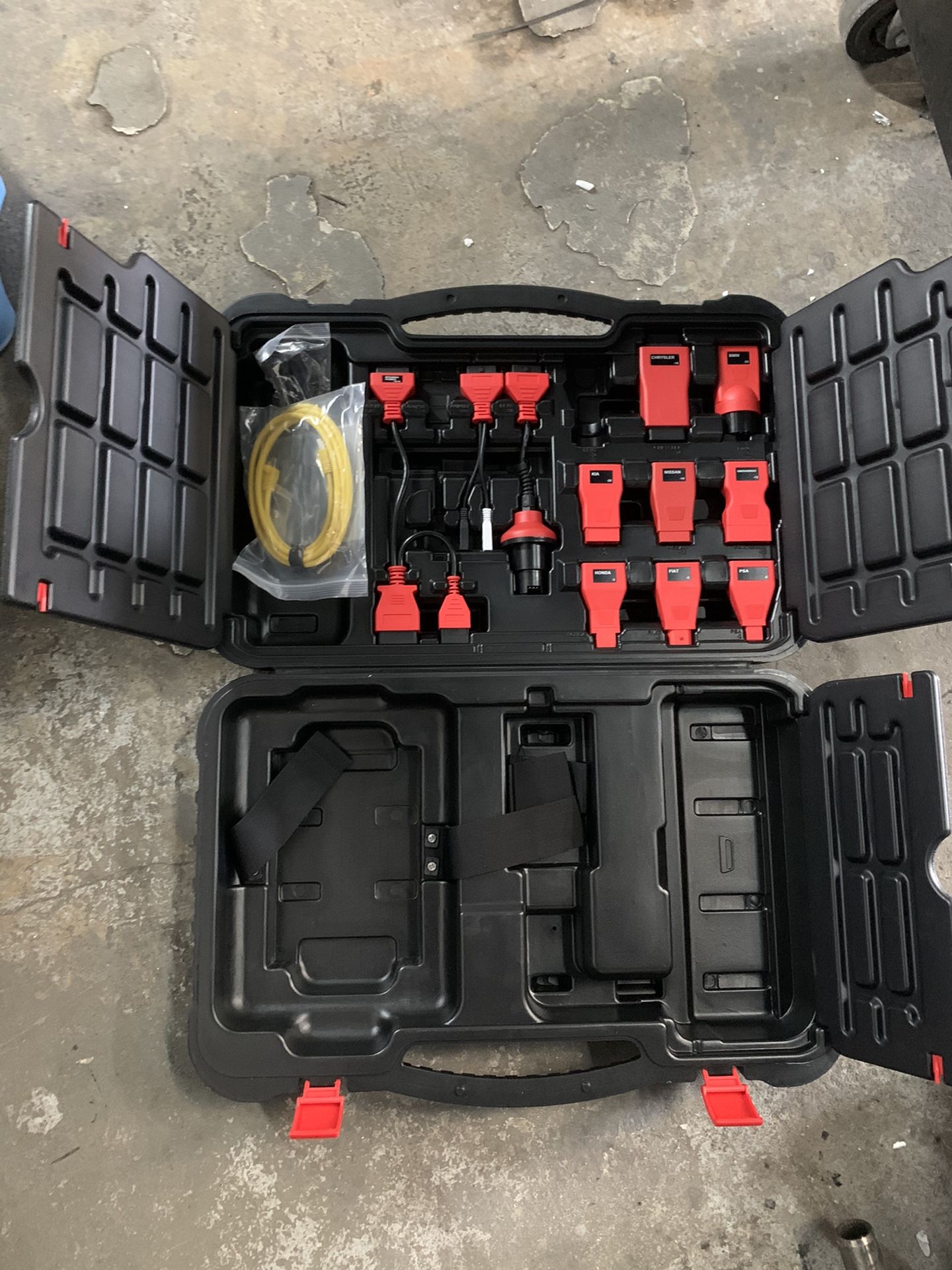 Autel maxisis elite case and accessories