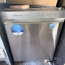 Brand New Basic Dishwasher 