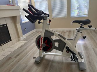 Schwinn A.C. Performance Plus Spin Bike (Carbon Blue) – Lightly Used + Console
