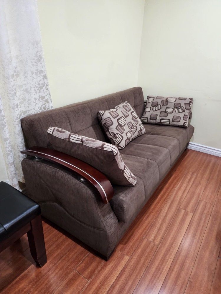Sofa/couch