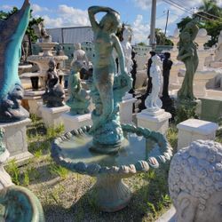 Concrete Mermaid Fountain / Cement Backyard Garden Outdoor Fountains