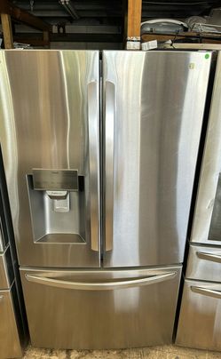 LG 3-Door Refrigerator (French Door Fridge) - French Door Ice Maker