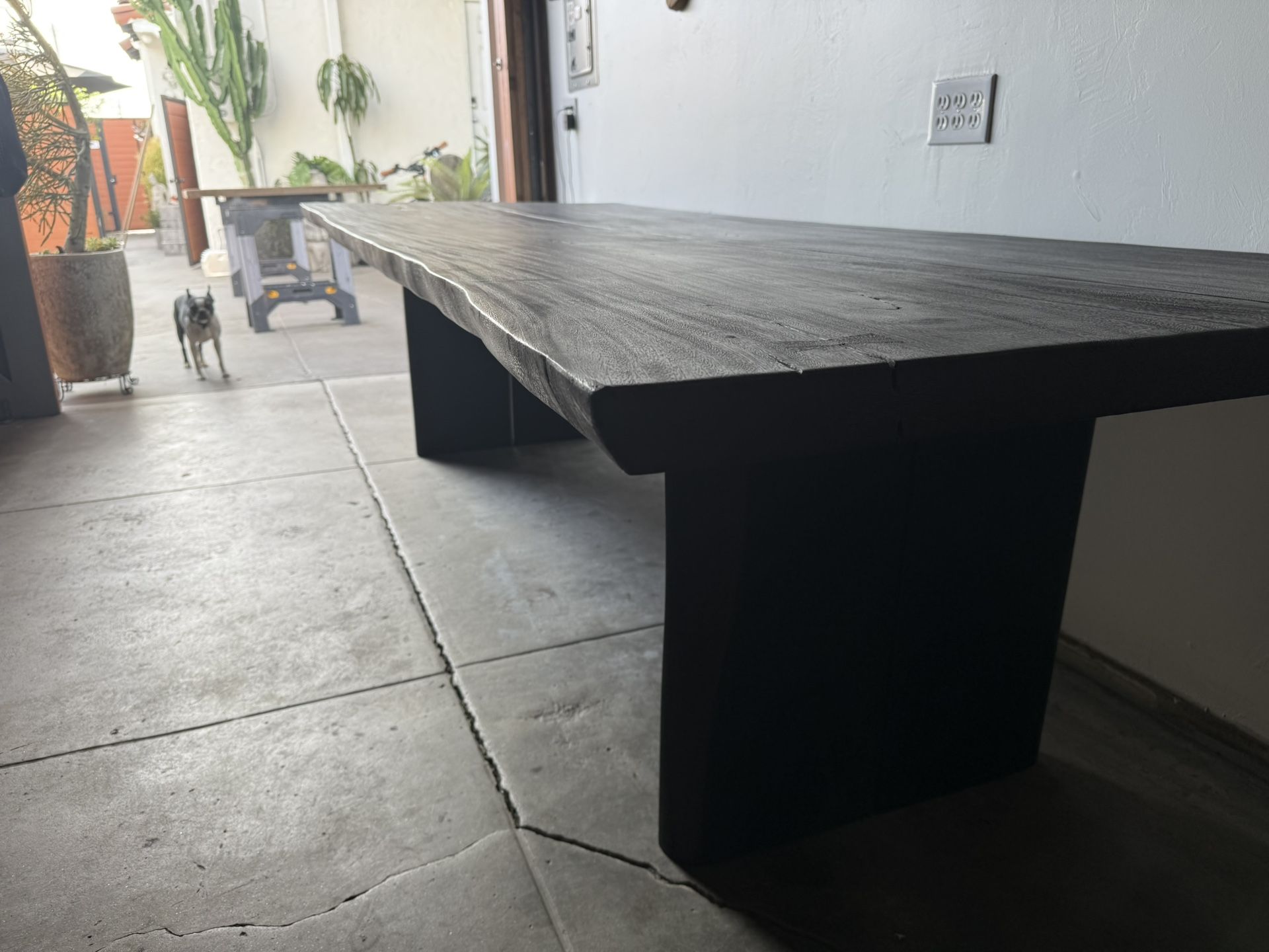 Beautiful 10ftx4 Ft  Live Edge Dining Table 850$