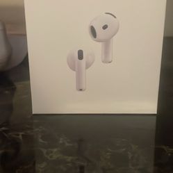 Apple AirPods 4 ANC
