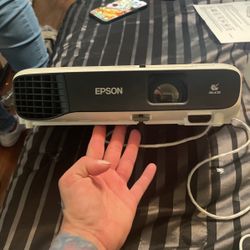 Epson Ex3260 Svga LCD Projector